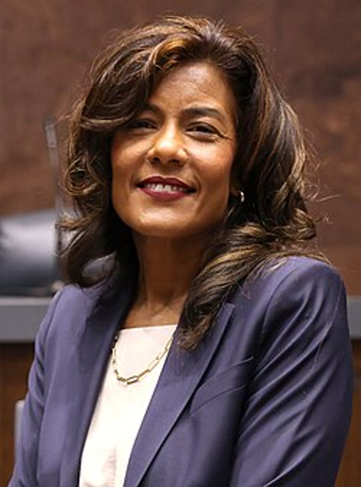 Maria Elena Cruz
