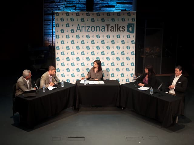 "Zeus Rodriguez, Jonathan Butcher, Carrie Jung, Beth Lewis & Joe Thomas" by Gage Skidmore / Flickr, CC BY-SA 2.0. Source: https://www.flickr.com/photos/gageskidmore/36284321752/ License: https://creativecommons.org/licenses/by-sa/2.0/ Flickr photo ID: 36284321752. Original file; no modifications.